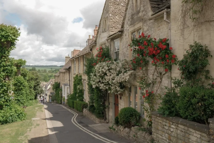 Best Cotswold Villages to Choose in Uk Today