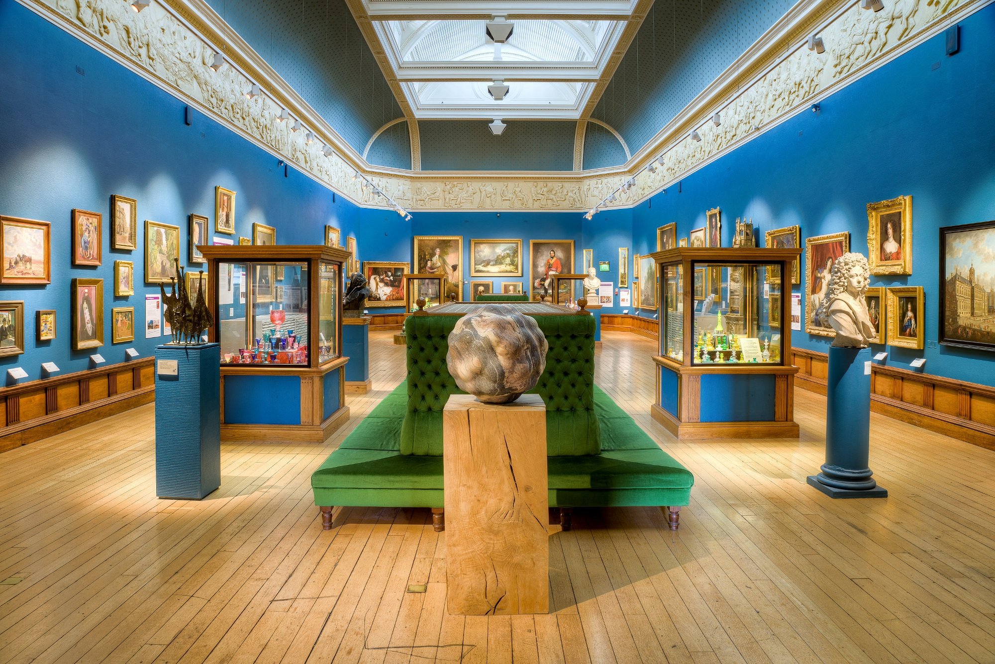 5 Best Art Galleries in Bath - Discover creativity through local art collections